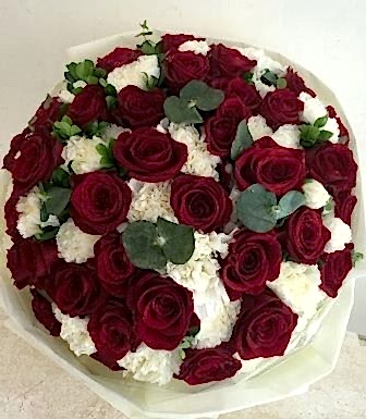 Buket kırmızı beyaz